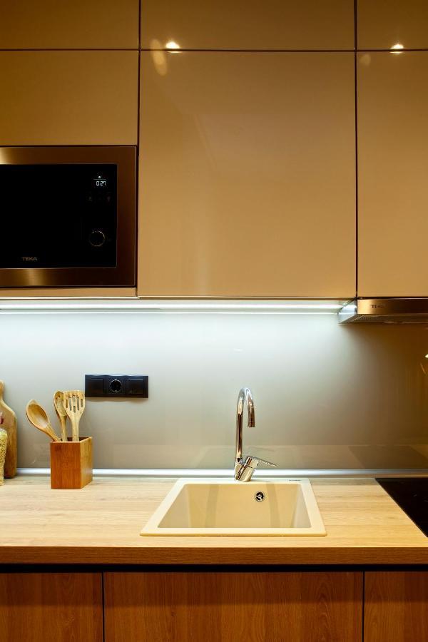 Designer Apartments Close To The Center + Free Parking Thessaloniki Exterior photo